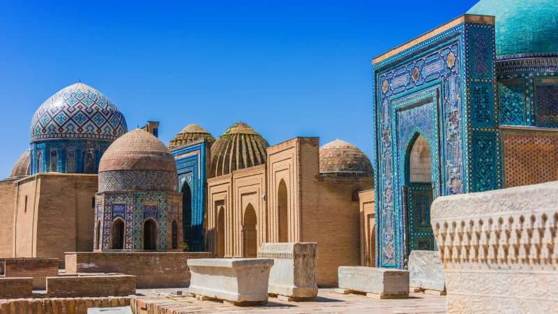 «Shohizinda — Samarqand» oltin rangli kolleksion tanga